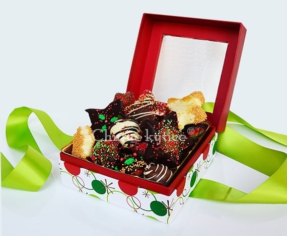 Strawberries and stars (Medium)