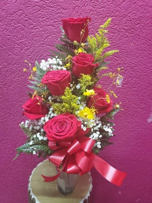 6 Roses Arrangement