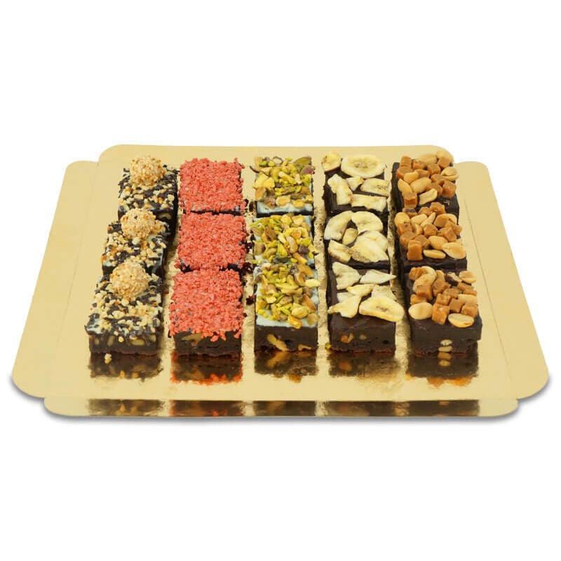 Brownies with nut and fruit decoration (15 pcs)