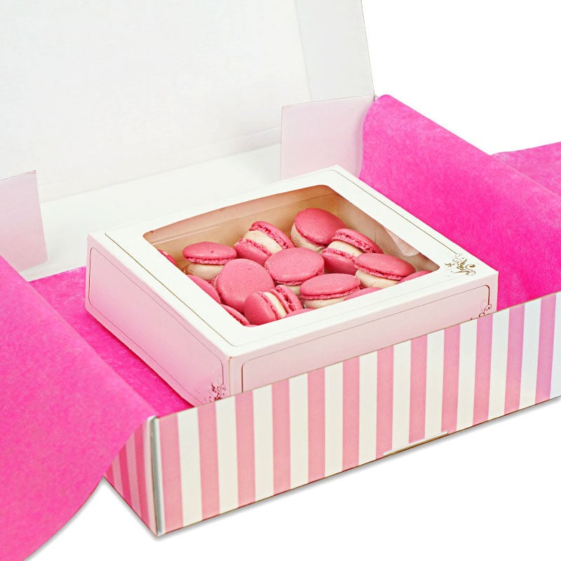 Pink macarons (16 pcs)