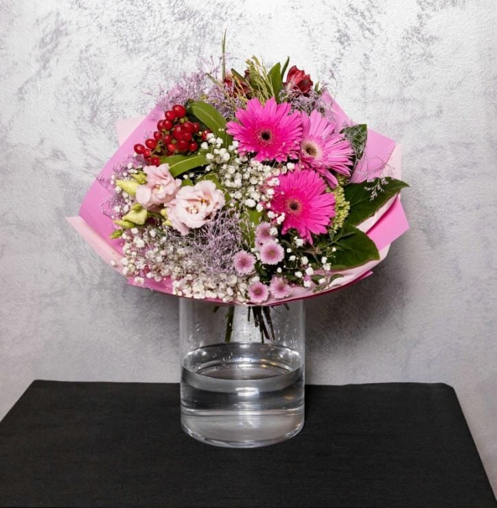 TENDER ROMANTIC BOUQUET