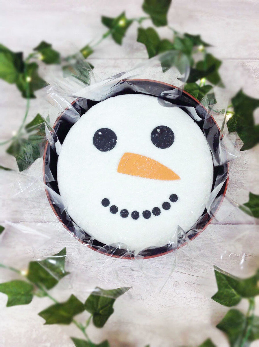 Snowman Festive Comfort Cake