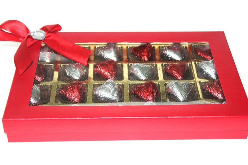 Box with 24 Milk Chocolate Hearts