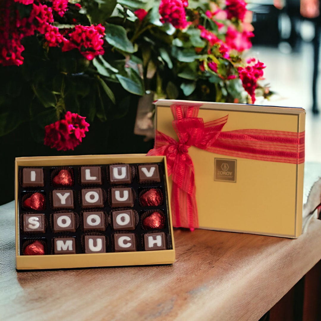 Valentines Message Box saying " I Luv You SOOO Much"